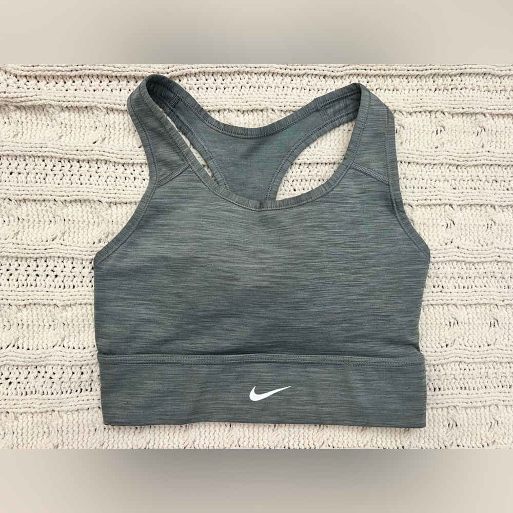 Nike Women's Heathered Gray Sports Bra